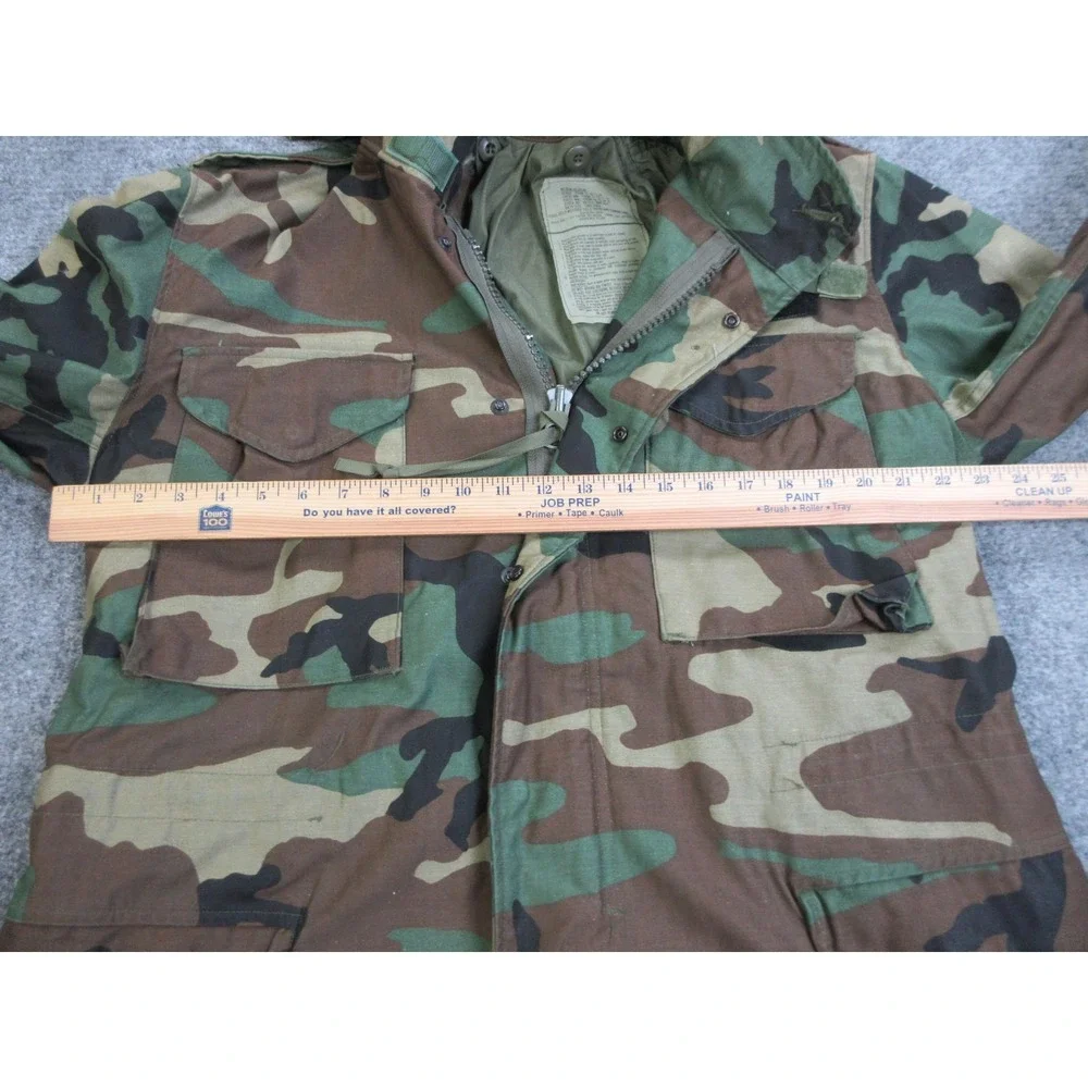 Vintage US Army Cold Weather‎ Field Jacket Mens Medium Woodland Camo Hooded M-65